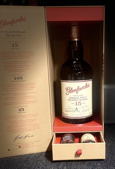 Glenfarclas 15y, 0,7 l, 46 % Vol. Tasting Pack mit 2 Miniaturen 